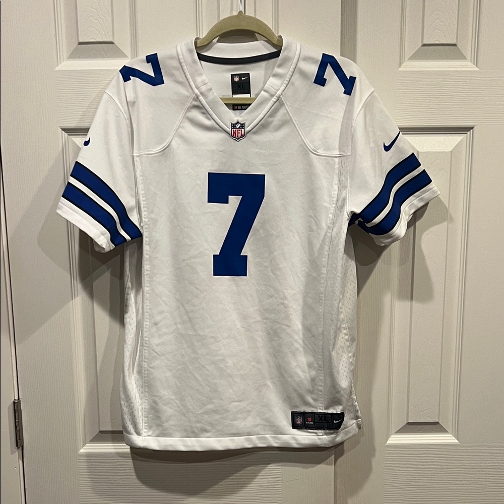 NFL White On Field Stephan Diggs collectible Jersey XL
